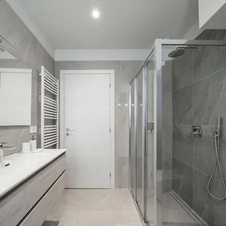 Гостевой дом Le Finestre Sul - Front - Free Parking And Ac