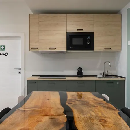 Le Finestre Sul - Front - Free Parking And Ac 4* Olginate