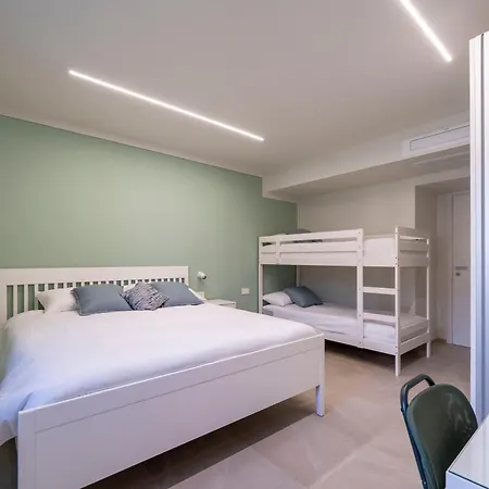 Le Finestre Sul - Front - Free Parking And Ac Гостевой дом Olginate