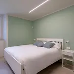 Le Finestre Sul - Front - Free Parking And Ac Olginate